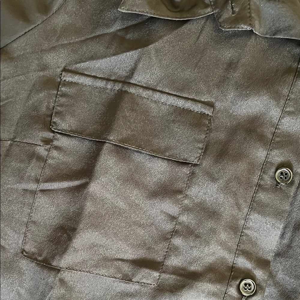 Button Down Top - Picture 4 of 9